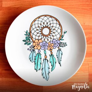 Plato Pintado a mano - Loza ilustrada - Pintura en loza