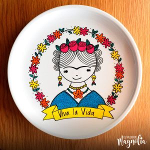 Plato Pintado a mano - Loza ilustrada - Pintura en loza