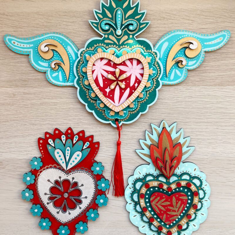 Corazones Mexicanos en madera Pintados a Mano